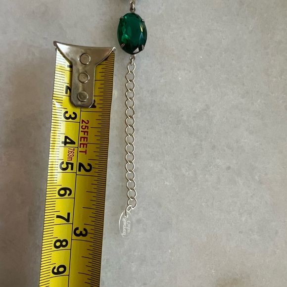 Holiday Oval Emerald Green Jewelry Set! Glitzy Shiny Sparkly Chocker Earring Set - Picture 5 of 5